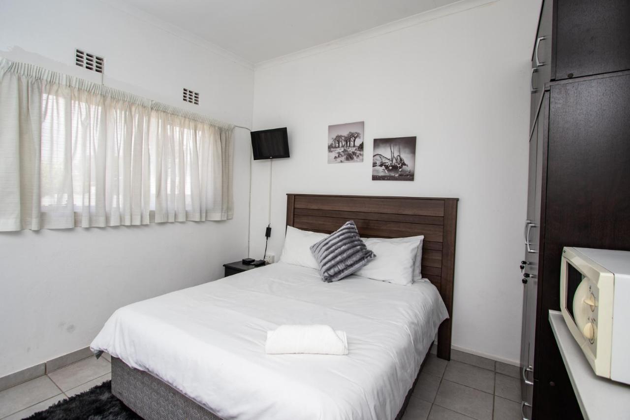 Willow Guest House Boksburg Buitenkant foto