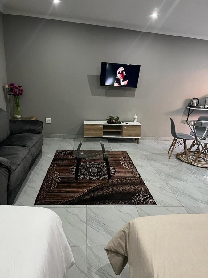 Willow Guest House Boksburg Buitenkant foto