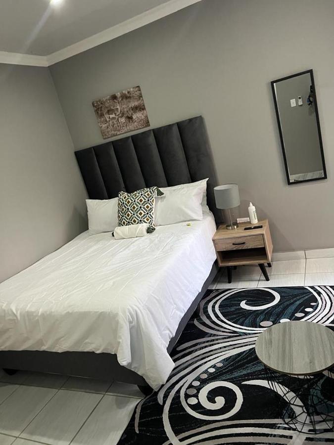 Willow Guest House Boksburg Buitenkant foto