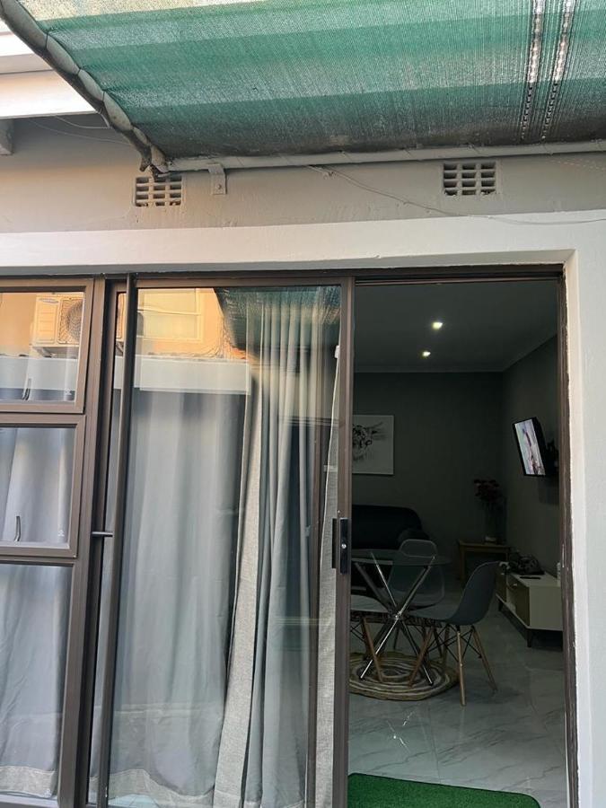 Willow Guest House Boksburg Buitenkant foto