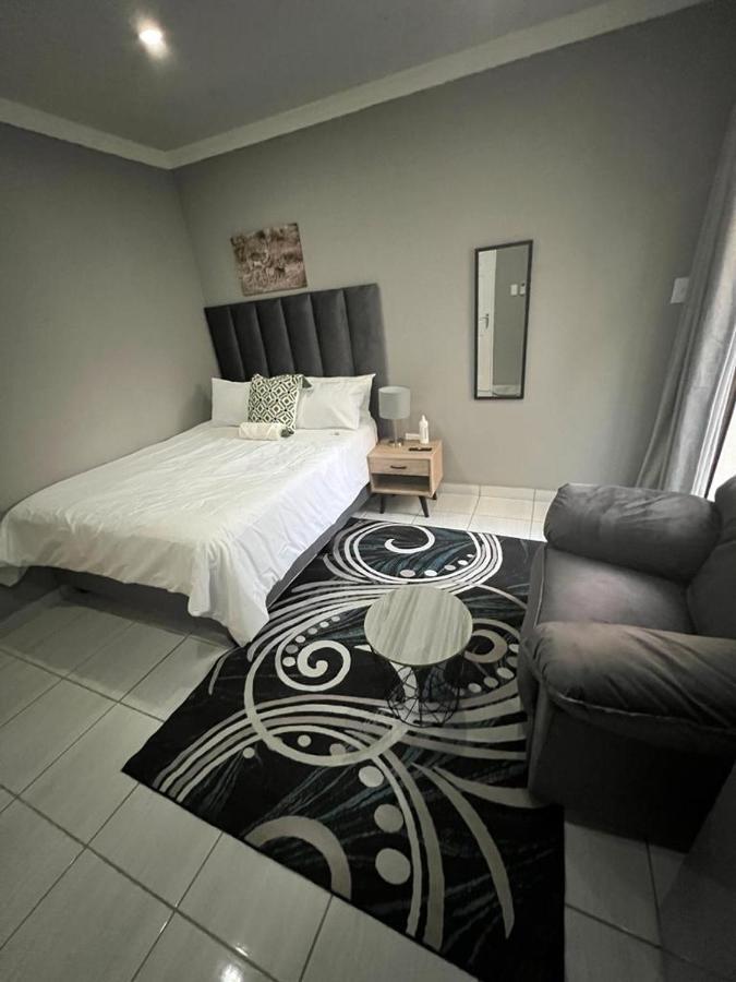 Willow Guest House Boksburg Buitenkant foto