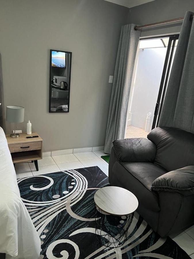 Willow Guest House Boksburg Buitenkant foto