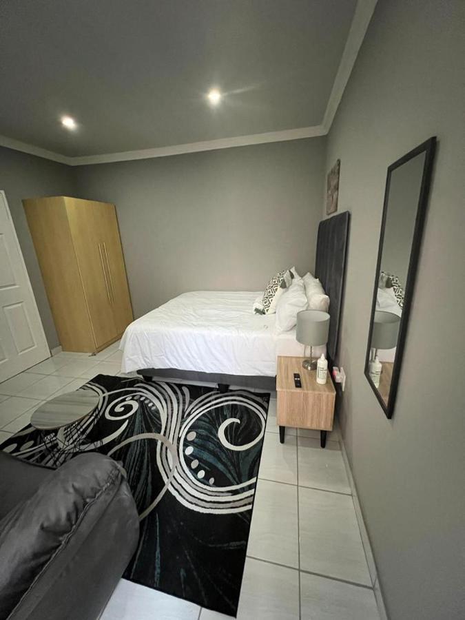 Willow Guest House Boksburg Buitenkant foto